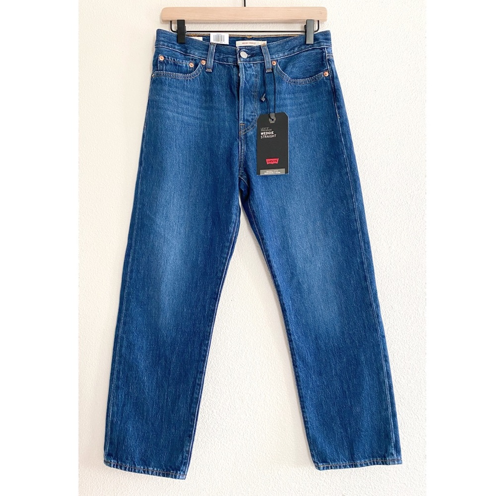 Levi’s Wedgie Straight Jeans